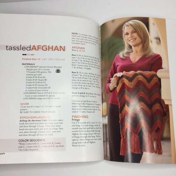 Leisure Arts Vanna's Choice Book Color It Beautiful Afghans 15 Colorful Throws - Picture 6 of 11